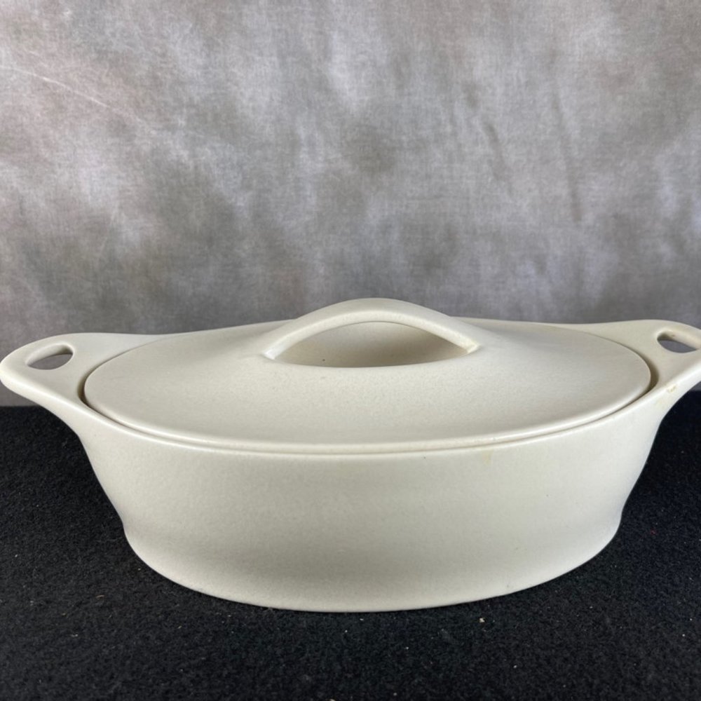 VTG CorningWare 2 Qt Creations Stoneware Oval Large Size Baking Dish With Lid